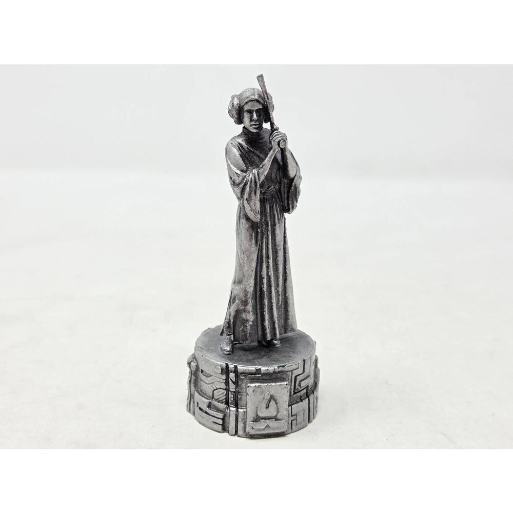 STAR WARS 2005 SAGA EDITION CHESS SET REPLACEMENT SILVER PRINCESS LEIA BISHOP